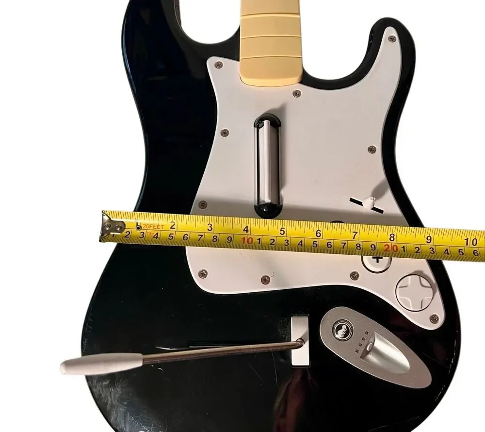 Wii Rock Band Wireless Fender Stratocaster Guitar Controller 19091 Black/White
